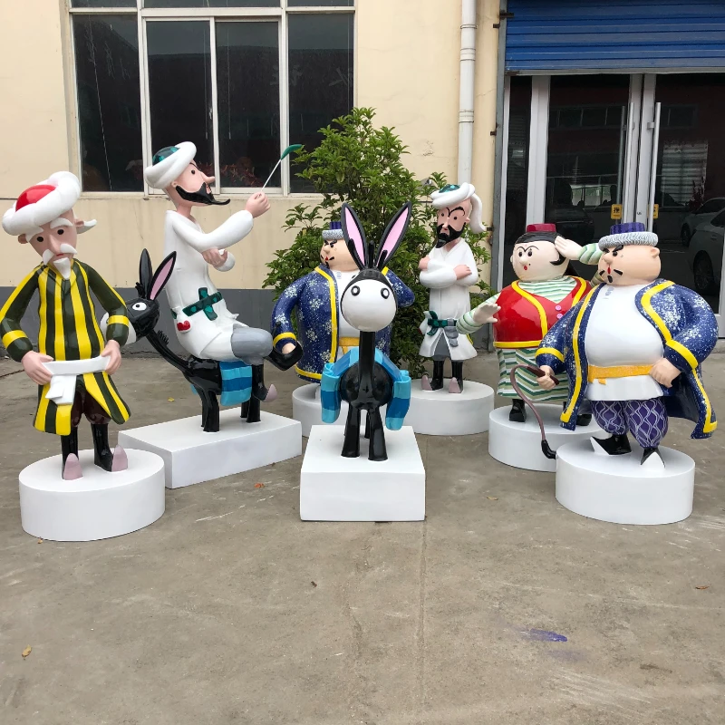 Customized: Animated cartoon characters Avanti fiberglass sculpture shopping mall cultural theme landscape decoration ornament