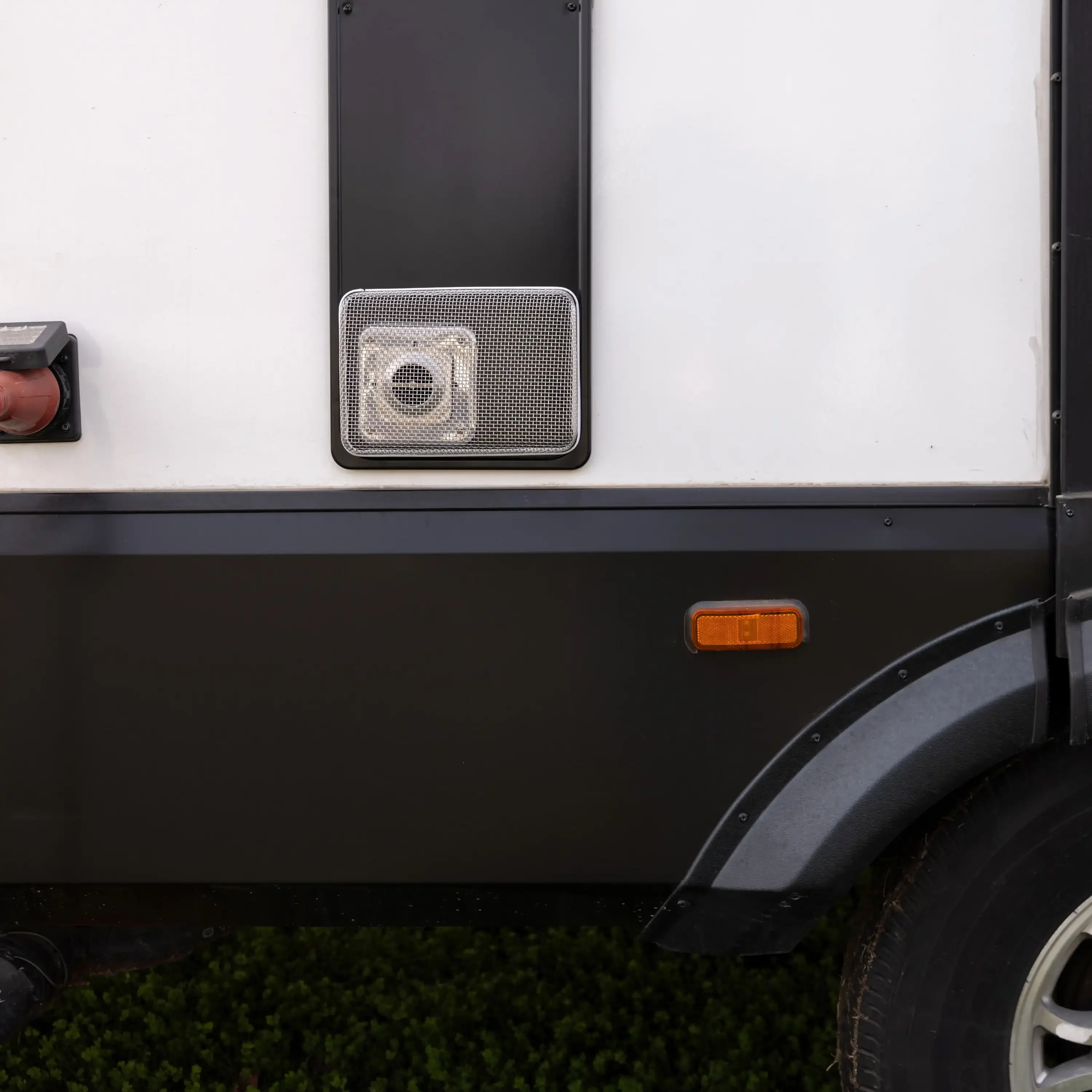 مجموعة غطاء فتحة تهوية RV من الفولاذ المقاوم للصدأ شديدة التحمل، شاشات تنفيس لجميع الأغراض للمخيمات والمقطورات، حماية متينة للطقس