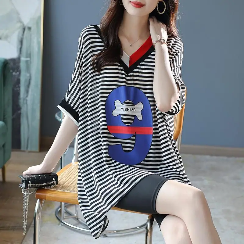 Plus Size Thin V Neck Striped Tops Short Sleeve Contrast Print Loose Fashion T Shirts Summer New Casual Vintage Women Clothing