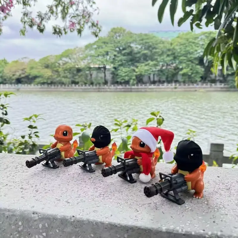 Pokemon Cartoon Cos Gatling Gun Psyduck Charmander Stehende Haltung Anime Figur Sammlung Modell Ornament Kinder Puppen Spielzeug Geschenke