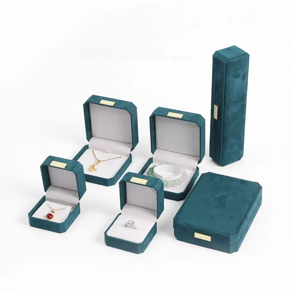 

Emerald Velvet Jewelry Boxes Luxury Bracelet Necklace Jewelry Display Holder Octagonal Dustproof Jewelry Storage Case Necklace