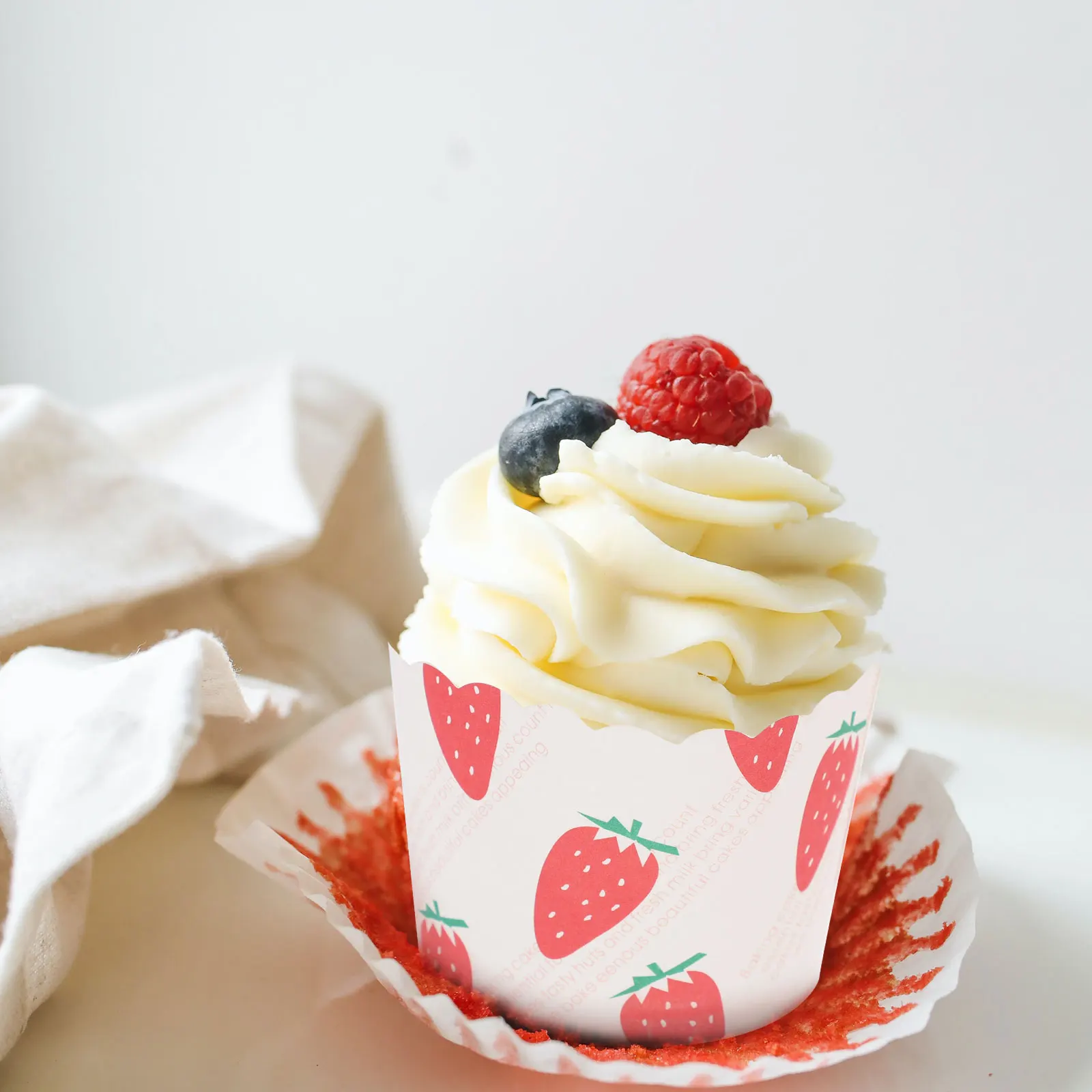 

50pcs Baking Paper Cups Muffin Liners Cupcake Wrappers Heat Resistant Non-Stick For Home Bakery Wedding Party Use Mini Cupcake