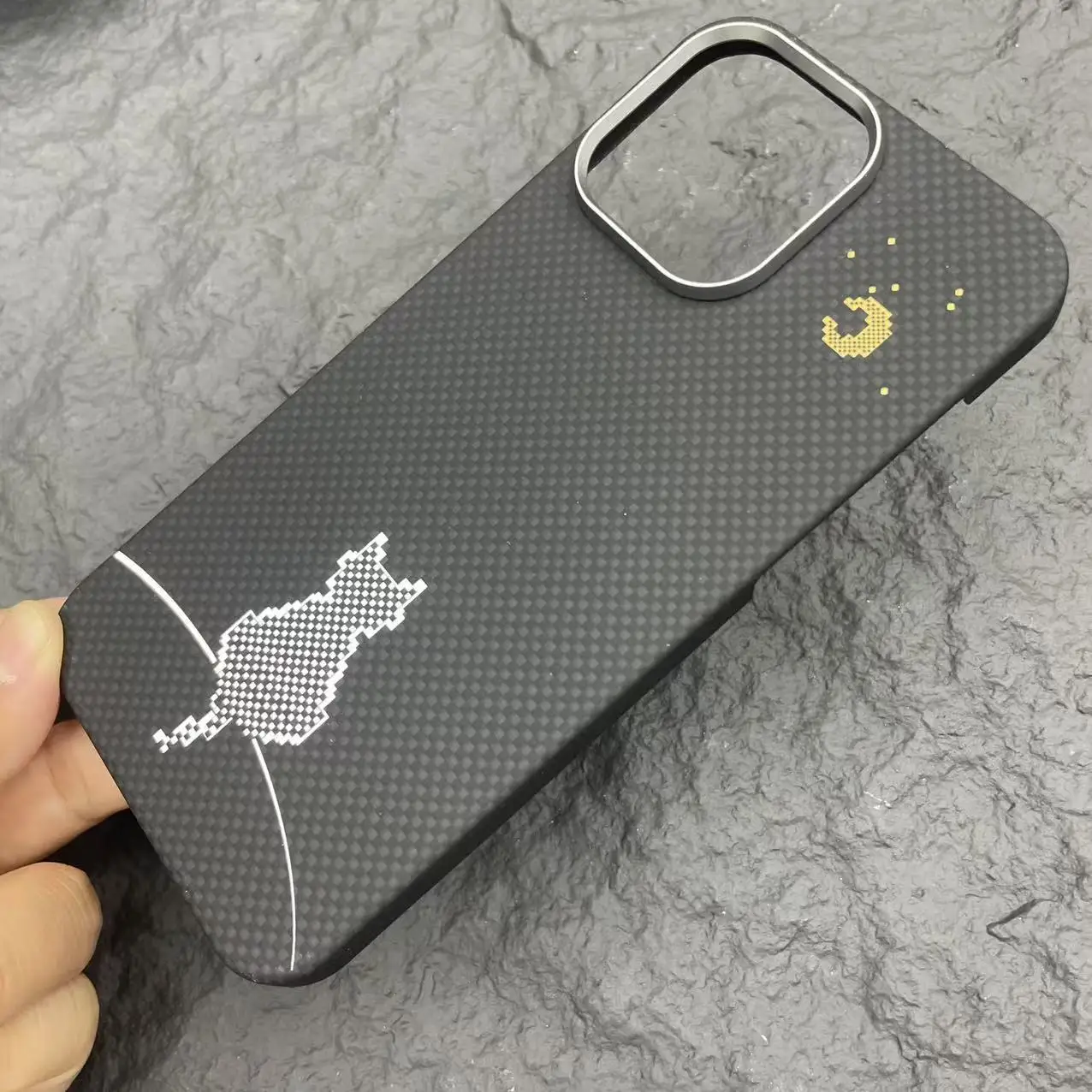 AKATIP True aramid fiber is suitable for iPhone 16 Pro case 0.08 thickness ultra-thin 15 ProMax  case carbon fiber shockproof