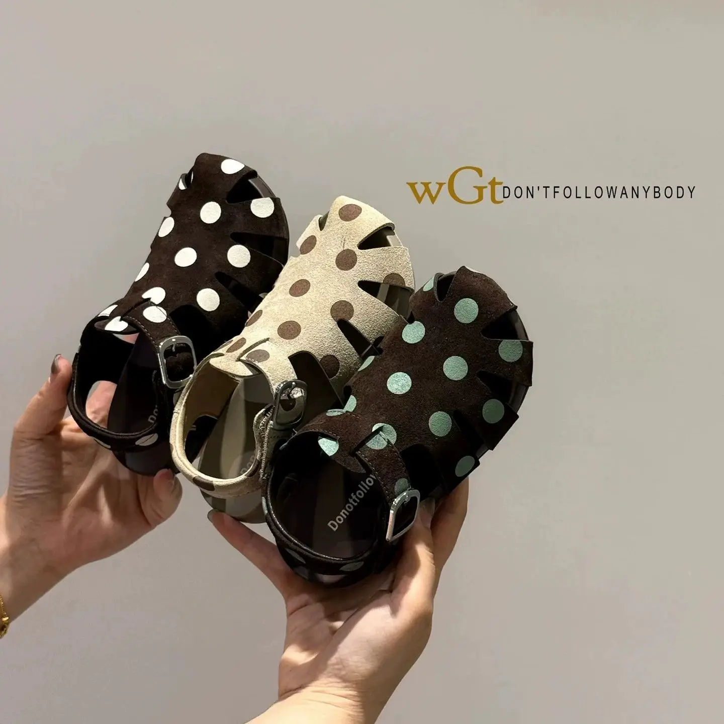 

Kids Polka Dot Closed Toe Sandals, Suede Hollow Cutout Design Metal Buckle Strap Soft Non-slip Flat Summer Walking Shoes
