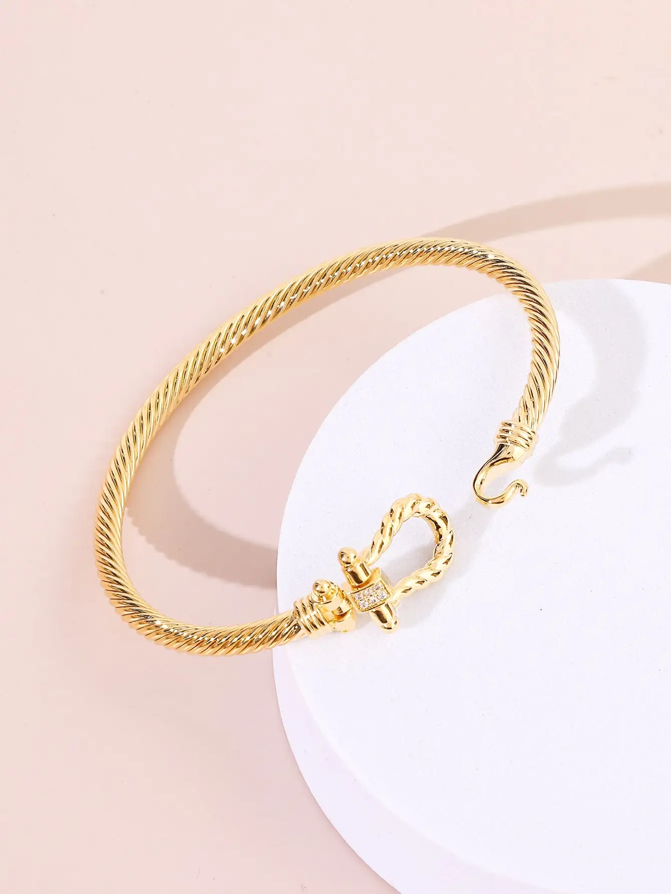 1 piece 14K gold plated INS tide European and American fashion horseshoe buckle temperament bracelet