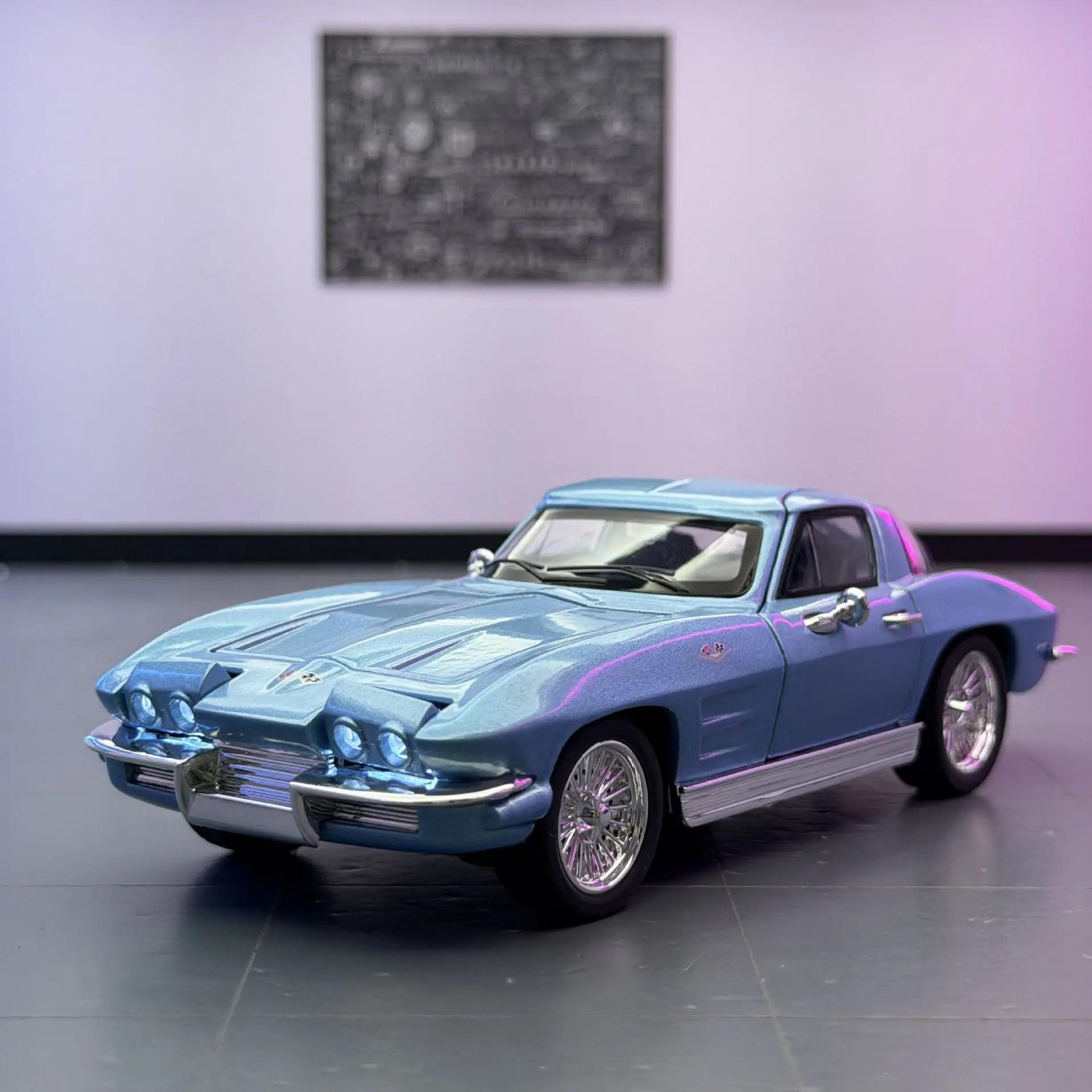

Car Model 1:32 Corvette Alloy Sports Car Model Ornament Sound and Light Pull Back Children's Toy Car Generation