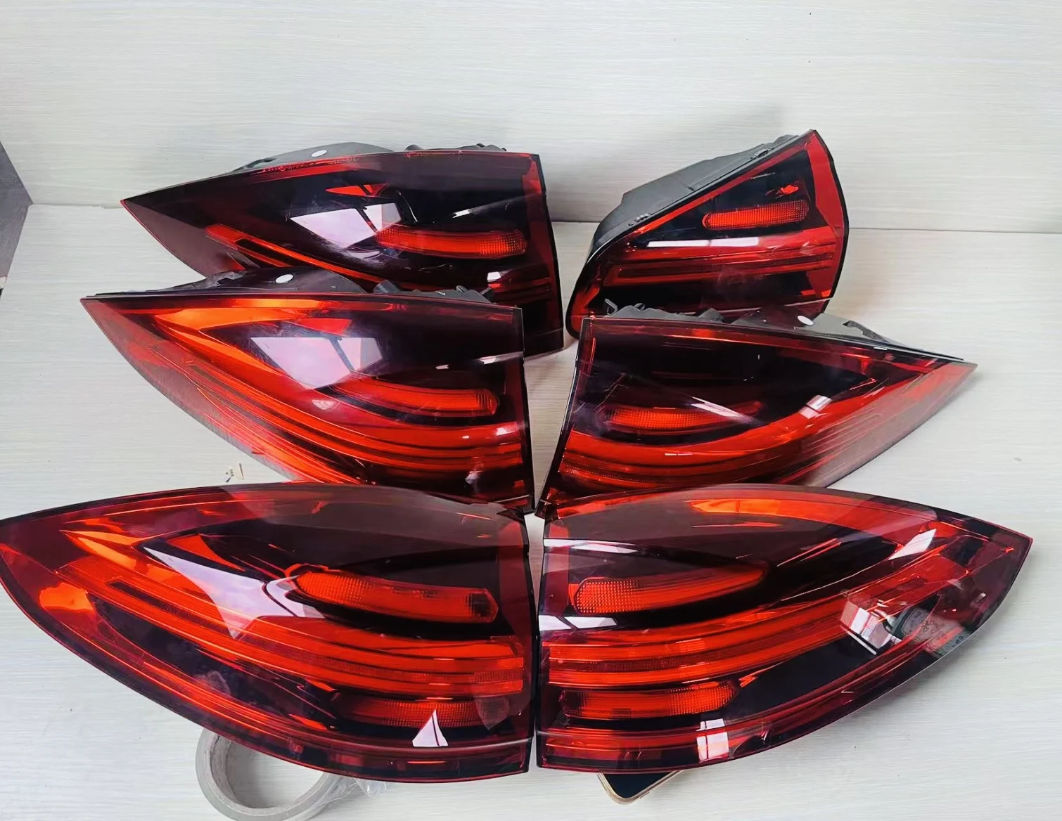 

High Quality Original Cayenne Body Kit for Cayenne LED Taillights 2015-2018