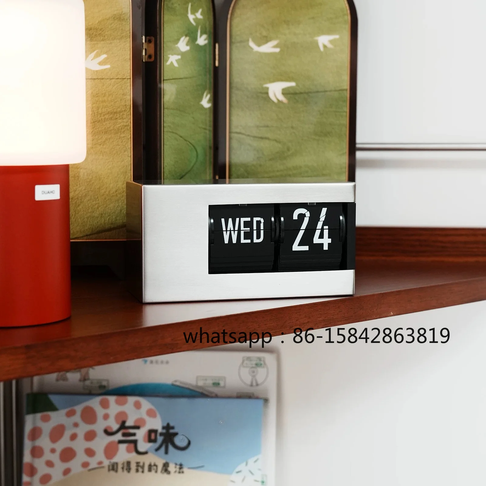 Automatic Page Turning Electronic Calendar, Desktop Ten Thousand Year Desk Calendar Week Clock High-end Ornament Creativity