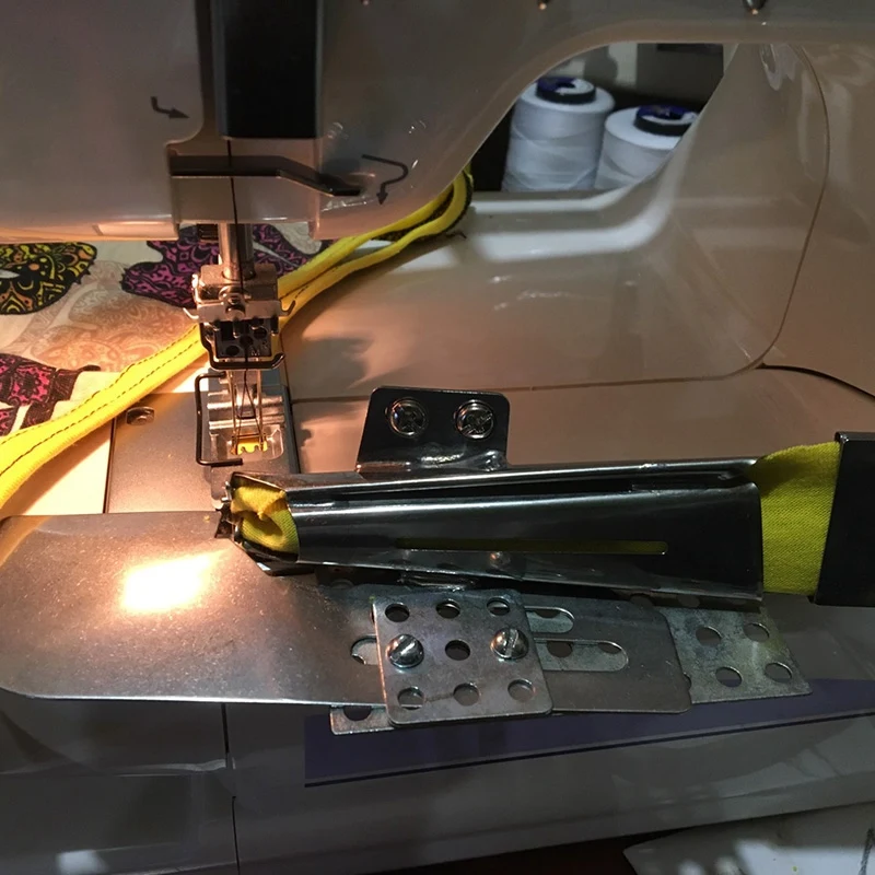 Teczka 1-3/8--1/2 Dayu Płaska segregator Maszyna do zszywania Ogólny płaski cylinder rozciągliwy Pojedyncze opakowanie Podwójny folder Dayu 103