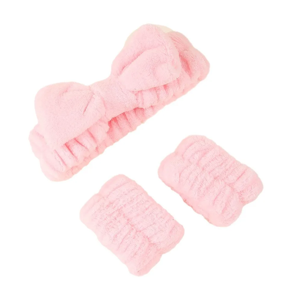 15 pz Coral Fleece Spa Fascia Polsino Set Antiscivolo Cura Della Pelle Trucco Soffio di Polvere Riutilizzabile Viso Accessori di Bellezza