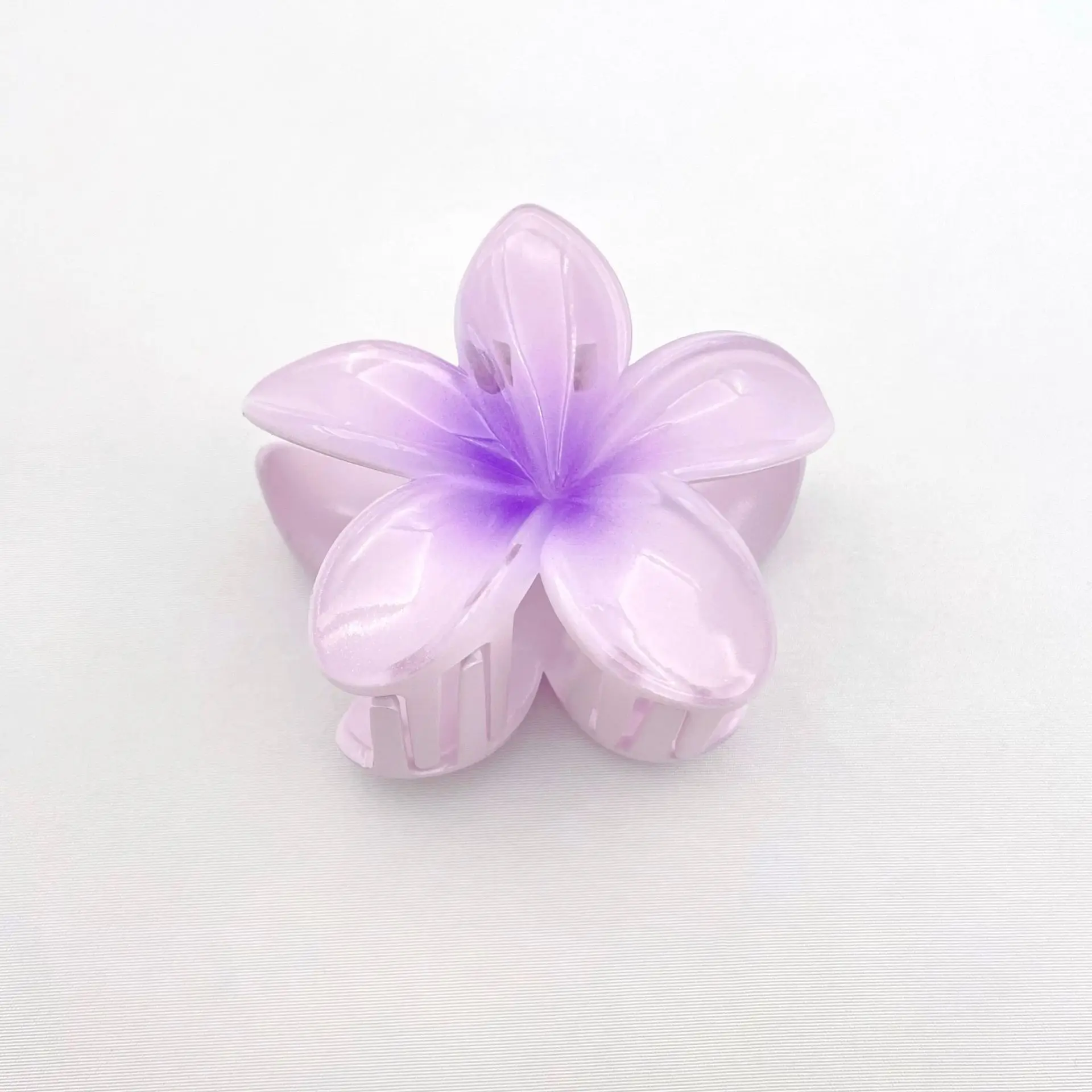

8CM 1PCS Large Mixed Color Flower Hair Clips Plastic Shark Clips for Updos Hair Accessories for Women