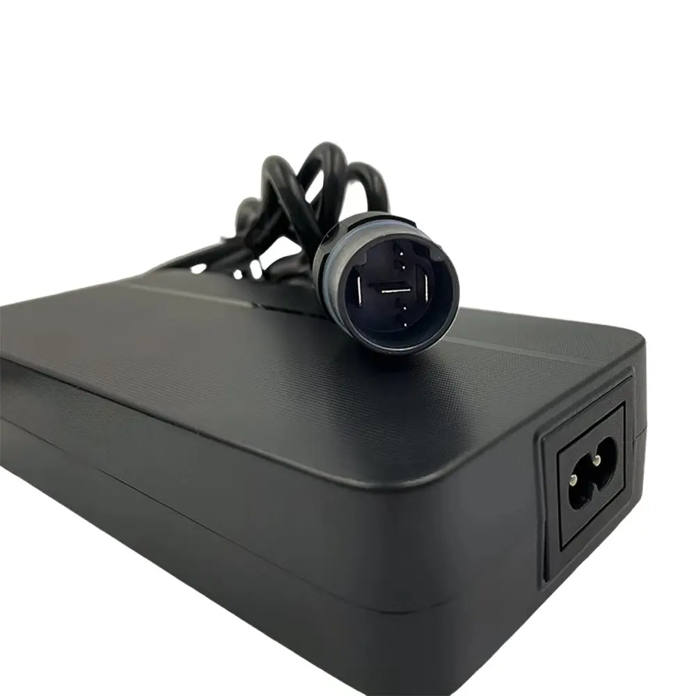 Li-Ion-Ladegerät-Adapter für Elecrun 42V 4A 7-Pin 36V YMH 7-Pin für 500W 500WH ML500WH Batterie Elektroroller Fahrzeugzubehör – Detail 3