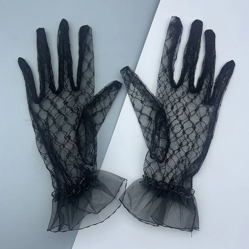 Gothic Lolita Women Lace Gloves Summer Sunscreen Short Lace Tulle Sexy Black Gloves for Women Halloween Tea Party Dress Gloves