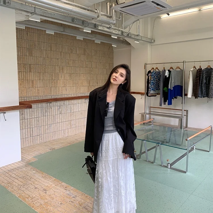 

Женский блейзер с гладкими буквами в горошек, акция на открытом воздухе, с двумя пуговицами, с квадратной завязкой, многослойные ножки, нерегулярные, без пуговиц, Casaco