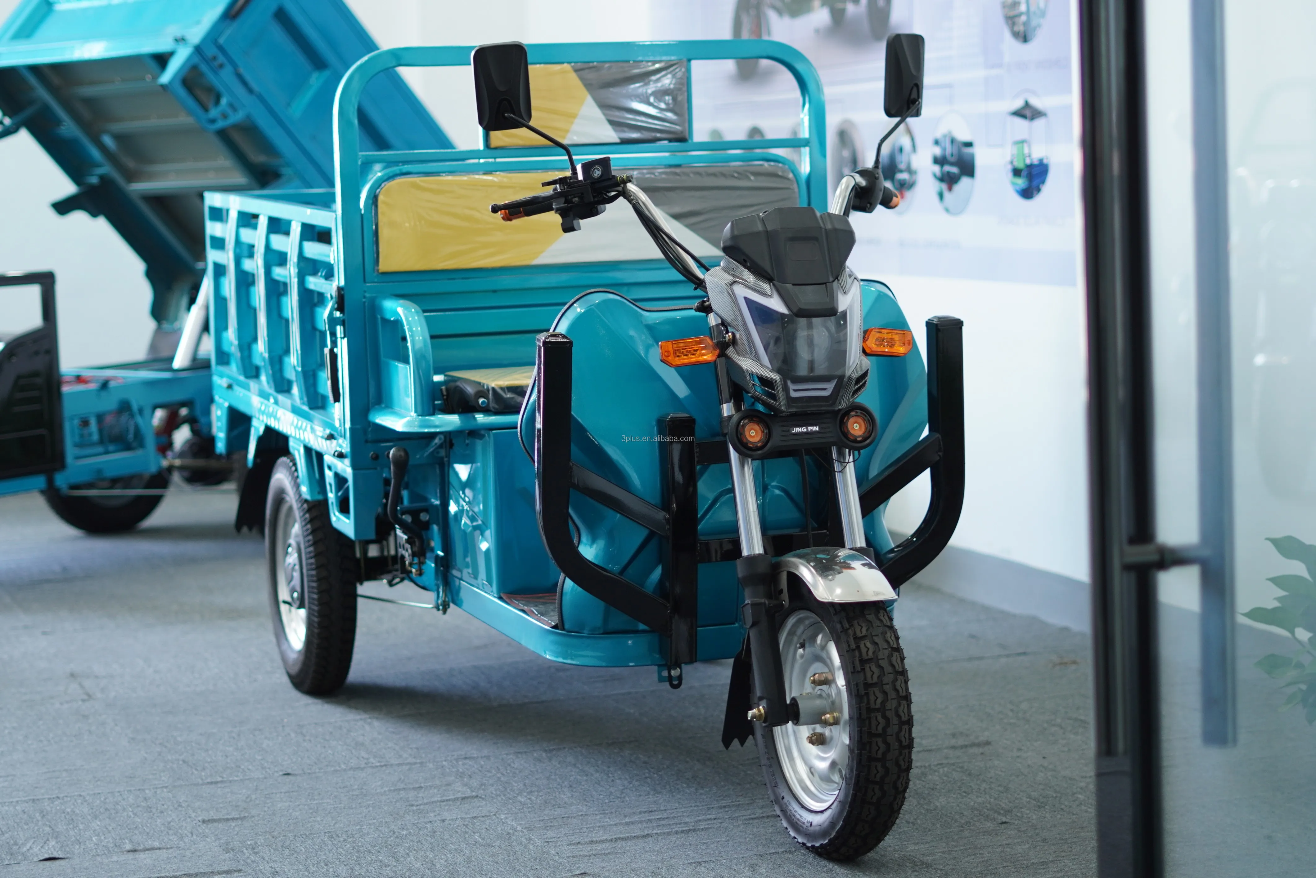 3-Wheel Electric Dumper Tricycle for Adults 60V/1500W Cargo Tricycles with Front Disc + Rear Drum Brake CE Certified