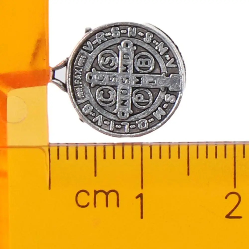 100 Stück Legierungslegierung Saint St Benedict of Nursia Patron Against Evil Medal Charm Metall Saint AnhängerSilberfarbener Saint