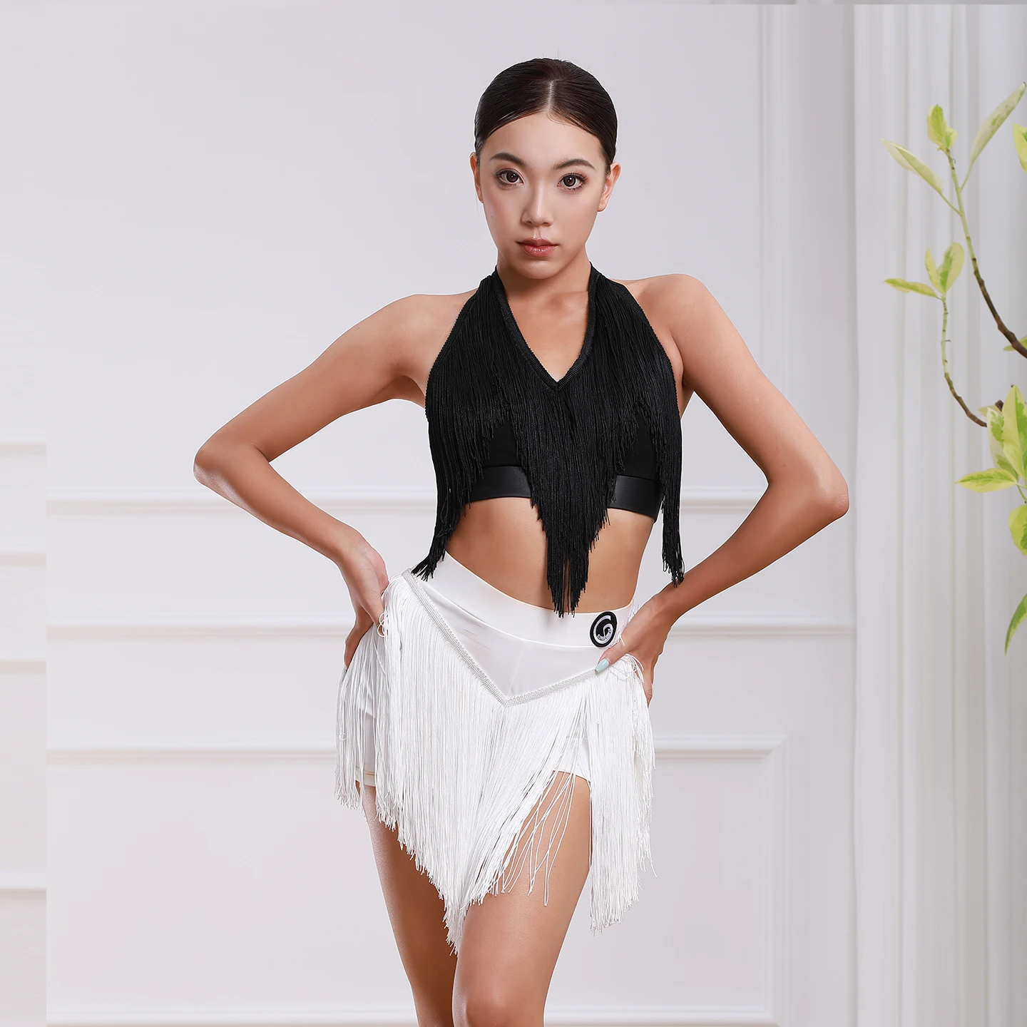 ensemble-de-costumes-de-concours-de-danse-latine-haut-court-a-col-en-v-jupe-a-franges-vetements-de-performance-professionnelle-pour-femmes-adultes-nouvelle-collection