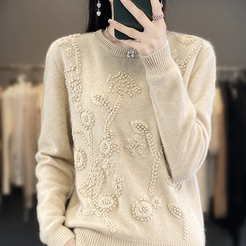 Autumn And Winter New 100% Merino Wool Women's Exquisite Heavy Work Embroidery Round Neck Warm Large Loose Knitted Sweater