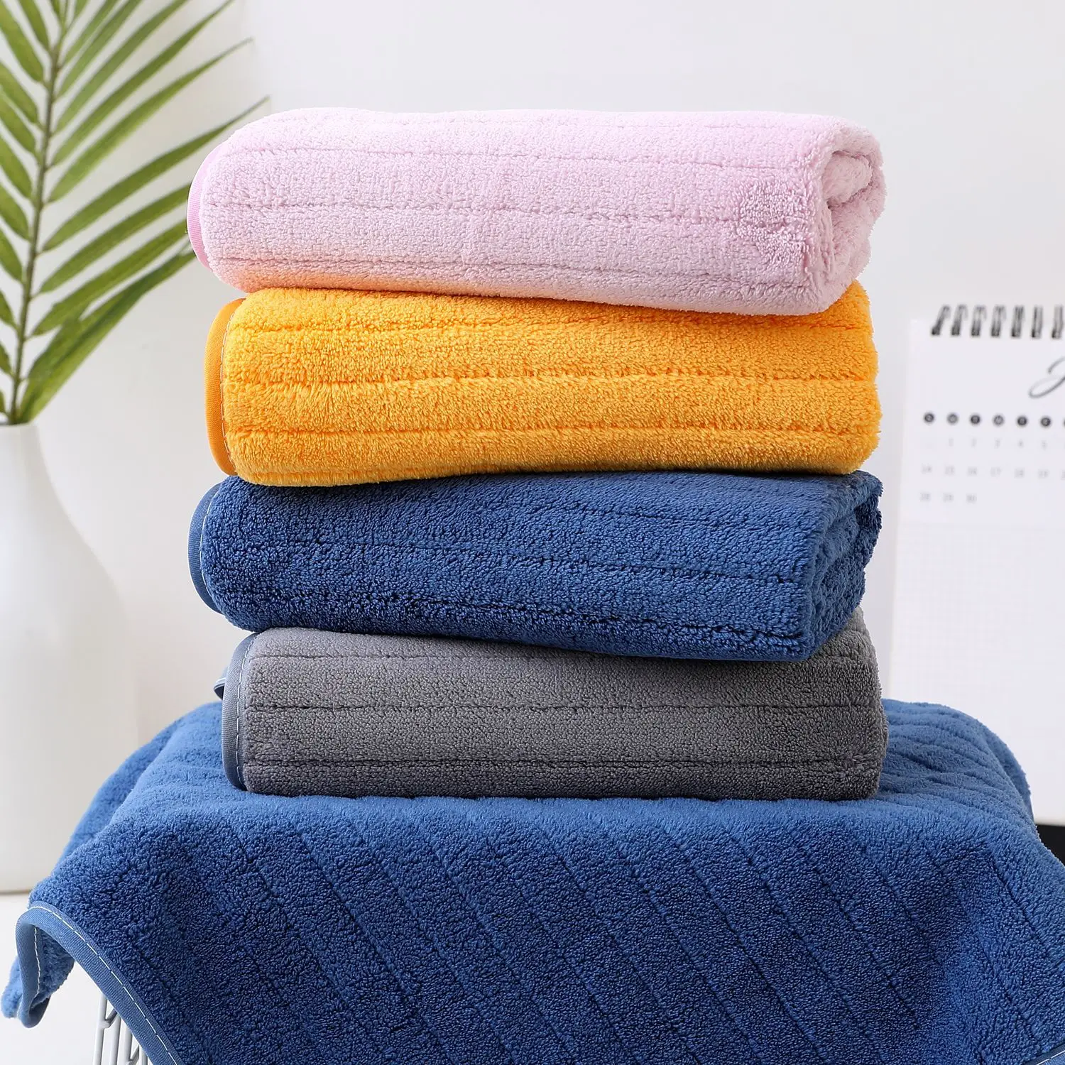 Hand towel small towel soft absorbent square towel hanging cute household handkerchief kitchen bathroom for boys and girls