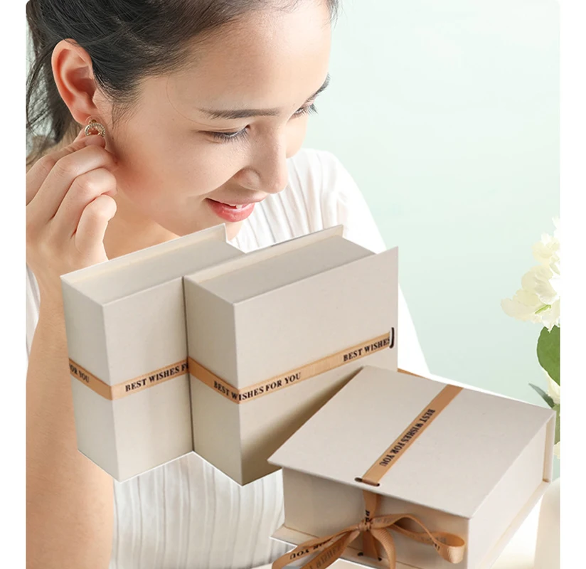 Luxury Gift Packaging Box With Ribbon Portable Flip Jewelry Box With Hands Birthday Wedding Event Party Supplies Dropshipping