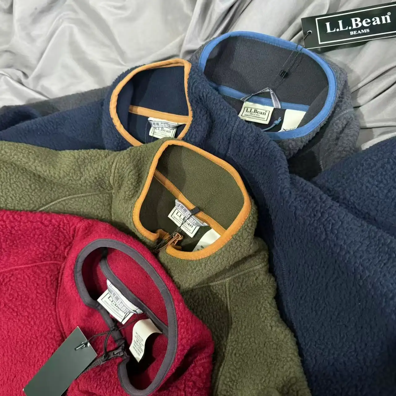Unisex Outdoor Fleece Jacket Zipper Collar Warmth Casual Style Long Sleeve Windproof  Inspired Sweatshirt for Hiking