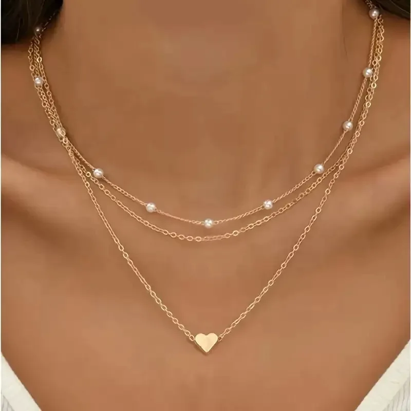 Mit Geschenkbox 3-Schichtige Perlenherz-Anhänger-Halskette für Frauen Goldfarben Mehrschichtige Kette Vintage Minimalistischer Schlüsselbeinschmuck – Detail 7