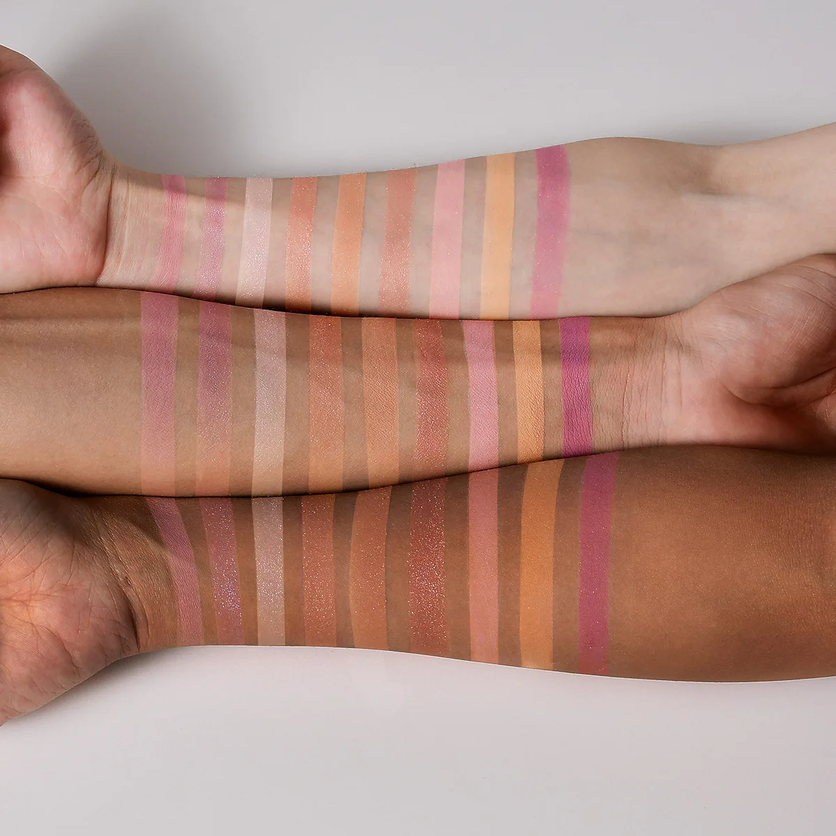 아이섀도우 팔레트New Nine-color Eyeshadow Palette Rose Pink Nude Brown Low Saturation Shimmer Make Up Pigment Matte Eye Shadow Pallete