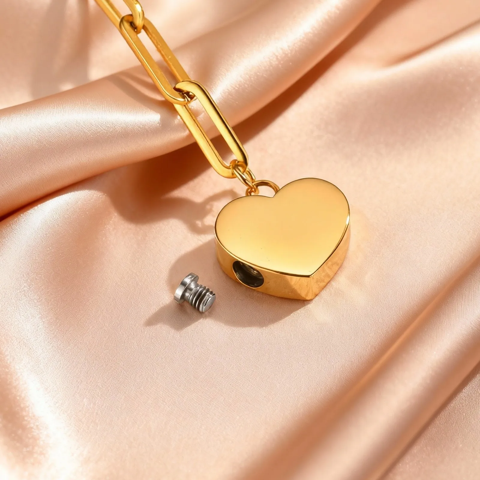 Women's Heart-shaped Urn Ashes Bracelet for Cremation Funeral Ashes, Stainless Steel Jewelry Memorial Gift