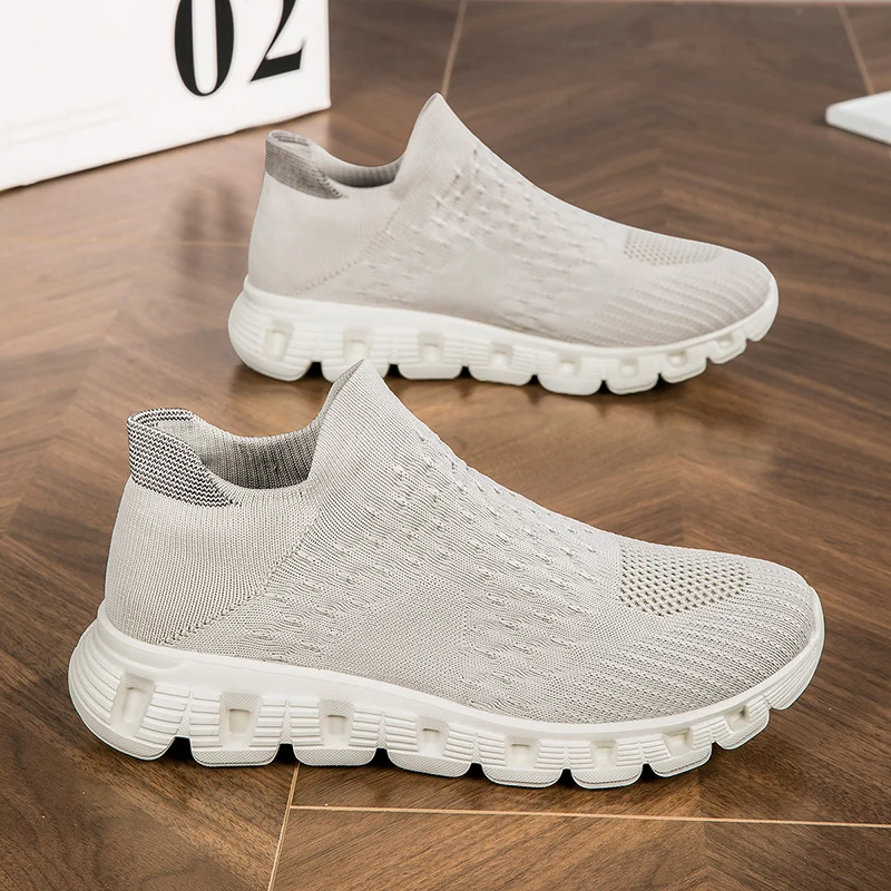 Unisex Casual Mesh Holiday Walking Sports Shoes Lightweight Running Shoes for Men Original Tennis Classic Style Women Sneakers