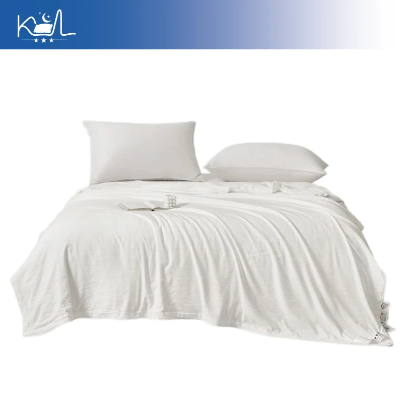 100% Mulberry Silk Summer Quilt, Crinkled Washable Fabric Breathable Cooling Duvet, Queen Size with Gift Paper Box Packaging view 2