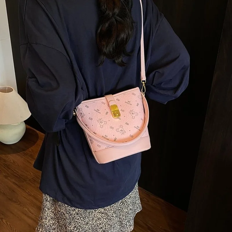 

Versatile Shoulder Bag For Women Ready For Whatever The Day May Bring With Style And Ease