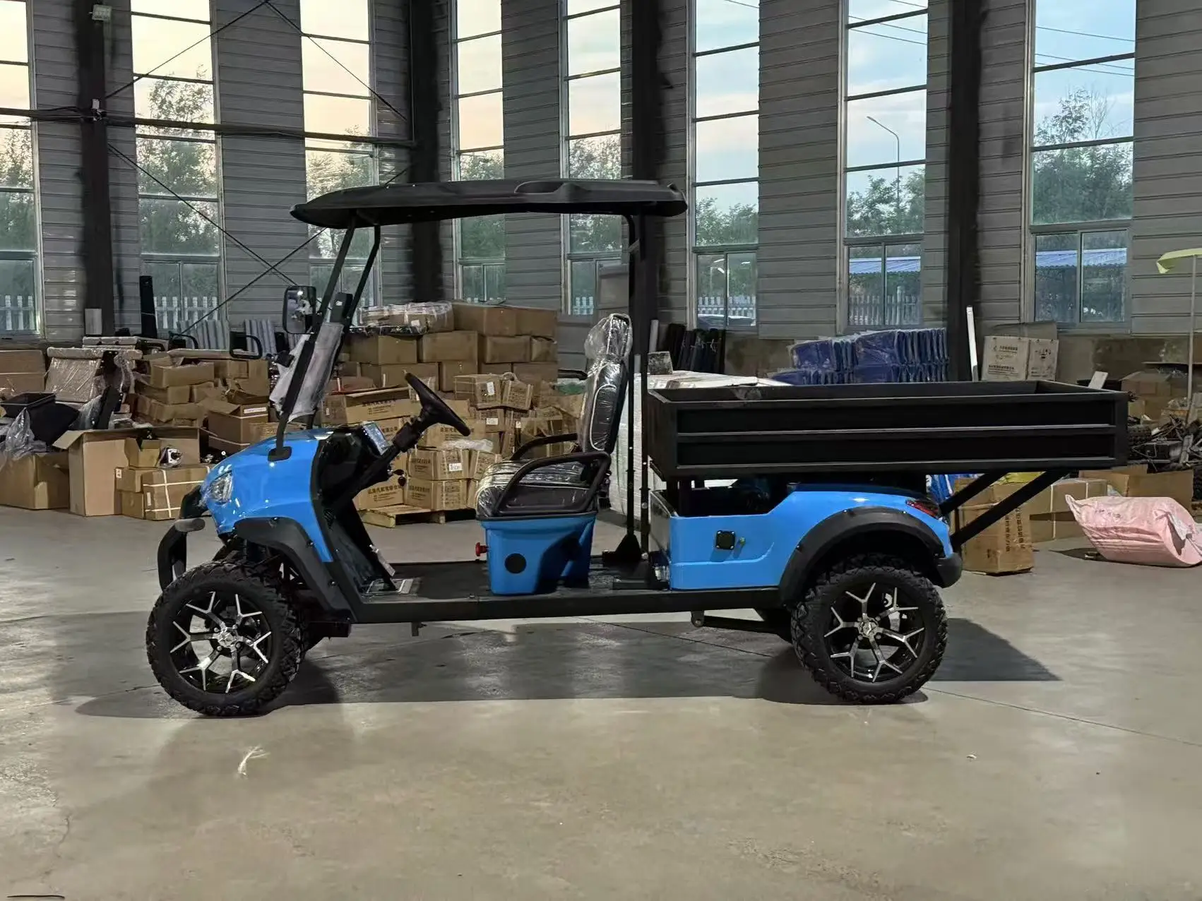 عربة جولف كهربائية تعمل بالبطارية مع صندوق شحن 4 عجلات #4