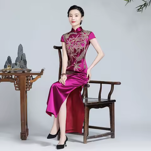 Woman Vietnam Aodai Cheongsam Short Sleeve Elegant Flower Embroidery Wedding Evening Party Dress Stage Performance Costume