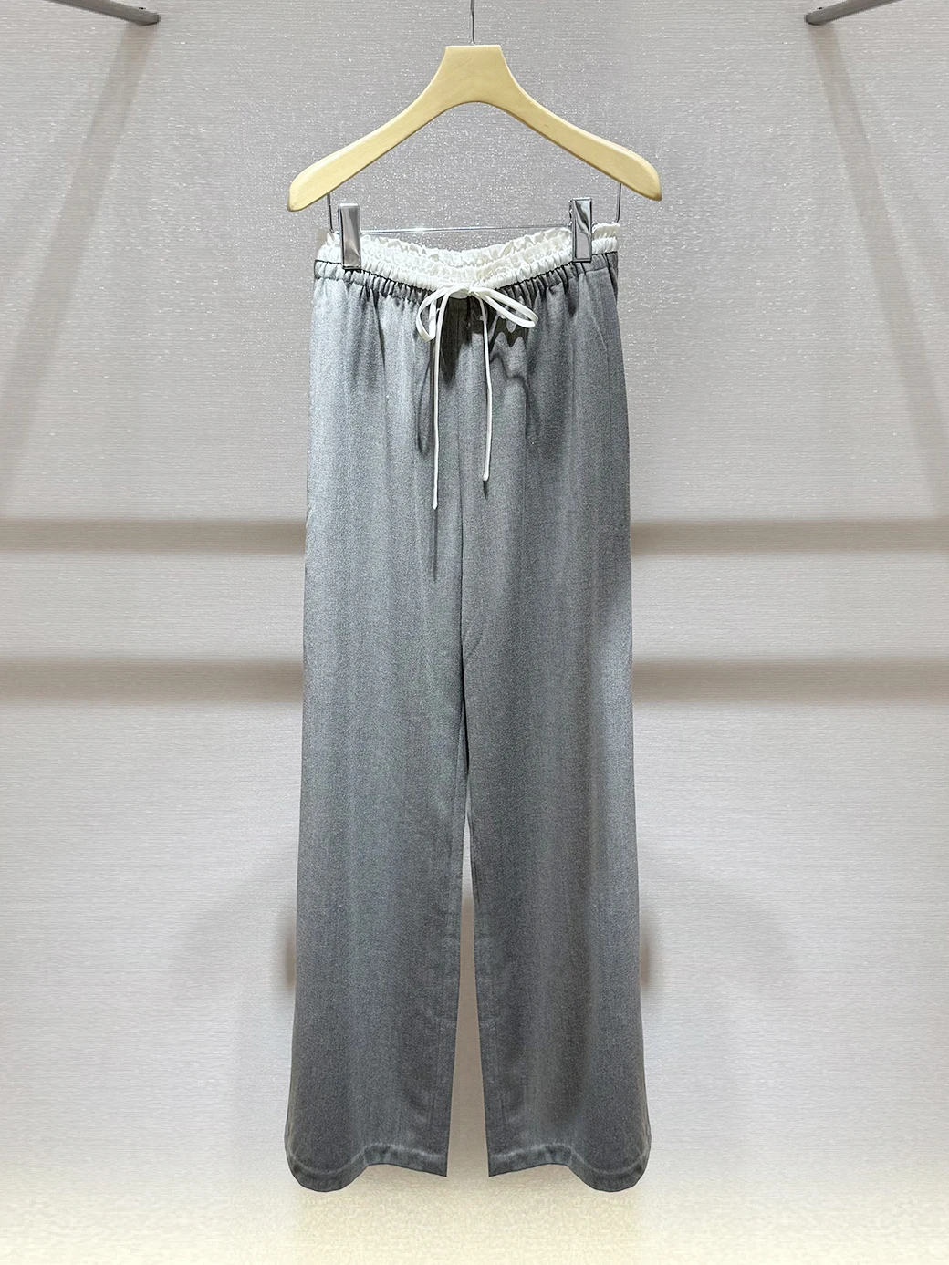 

ey Lace High Waist Loose Fit Casual Pants Women's Elastic Waist Wide Leg Long Trousers Comfortable Breathable Autumn New Ar...