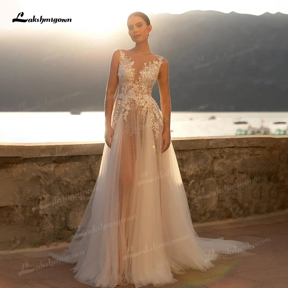 Sexy V-neck Beach Wedding Dresses Backless Lace Appliques Champagne Illusion Skirt Boho Bridal Gowns vestido de novia 2025