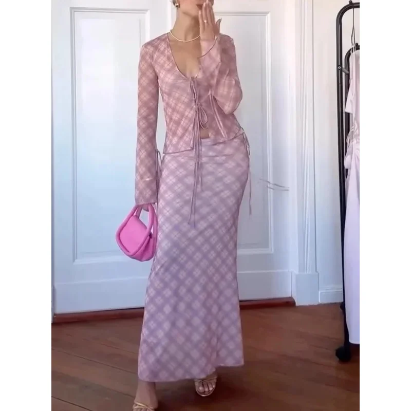 Abito casual da donna con stampa rosa con scollo a V e lacci, camicetta ampia, gonna lunga dritta, set di abiti per le vacanze primaverili ed estive