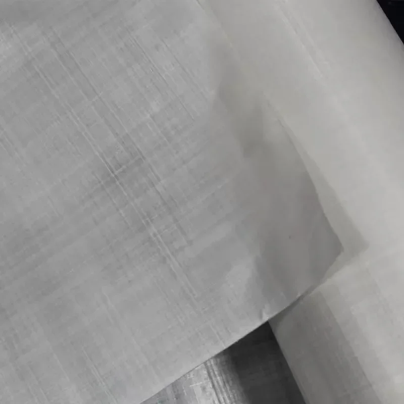 Ultrahigh Molecular Weight Polyethylene (UHMWPE) Woven Bulletproof and Blast-Resistant Fabric (UD Fabric) Impact-Resistant