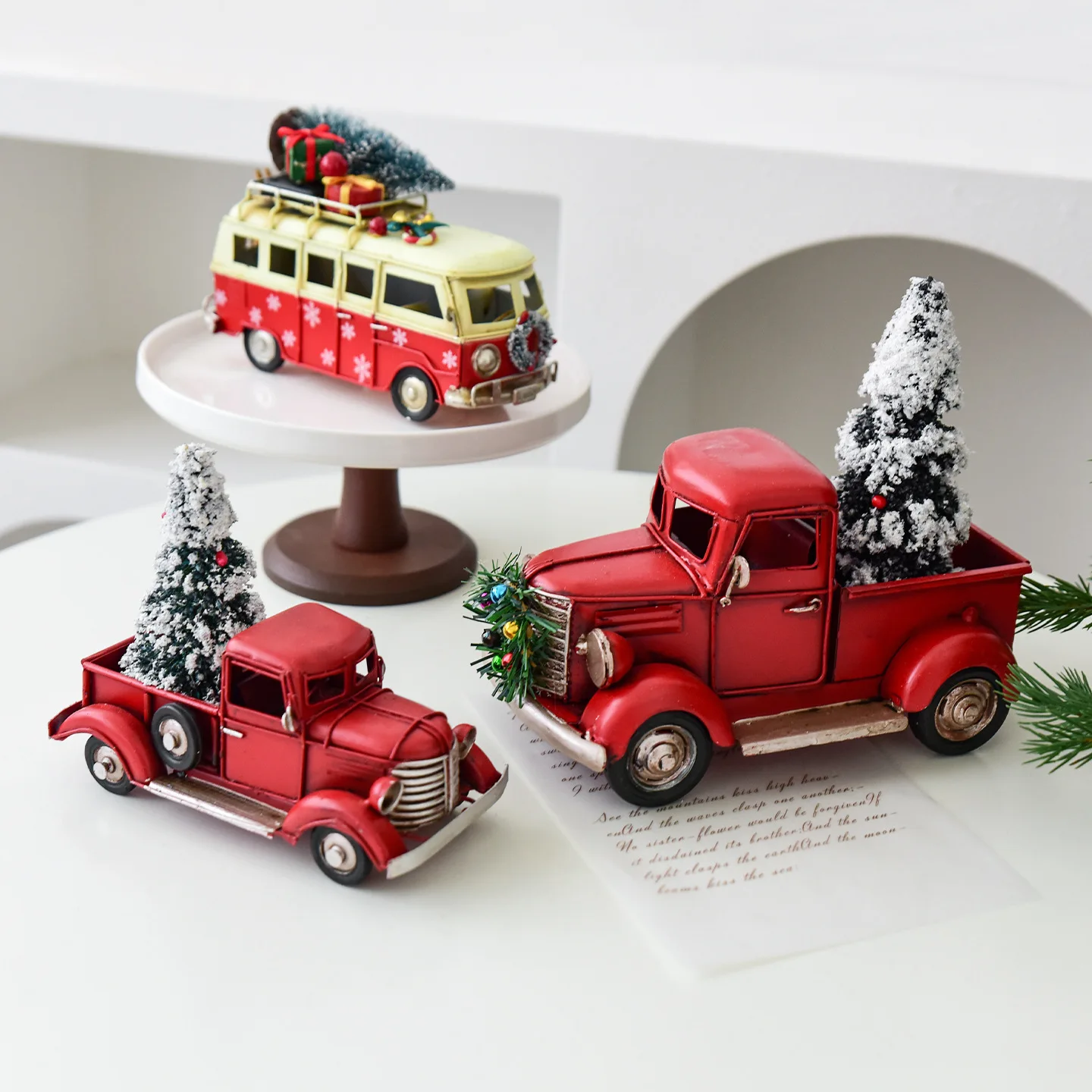 

High-grade Tin Car Christmas Tree Train Tabletop Ornaments Christmas Scene Decoration Props Christmas Holiday Gifts