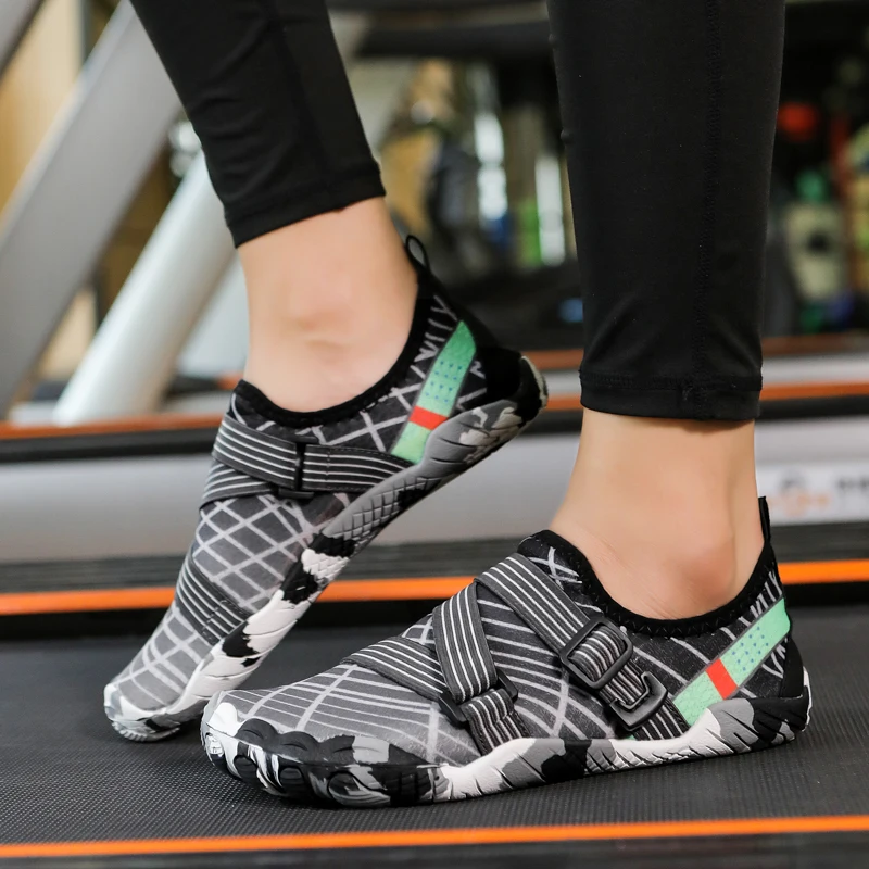 35-46 Breathable Gym Footwear Unisex Multifunctional Shoes  Vacation Beach Wading Shoes Men Squat Fitness Shoes Women Yoga Shoes