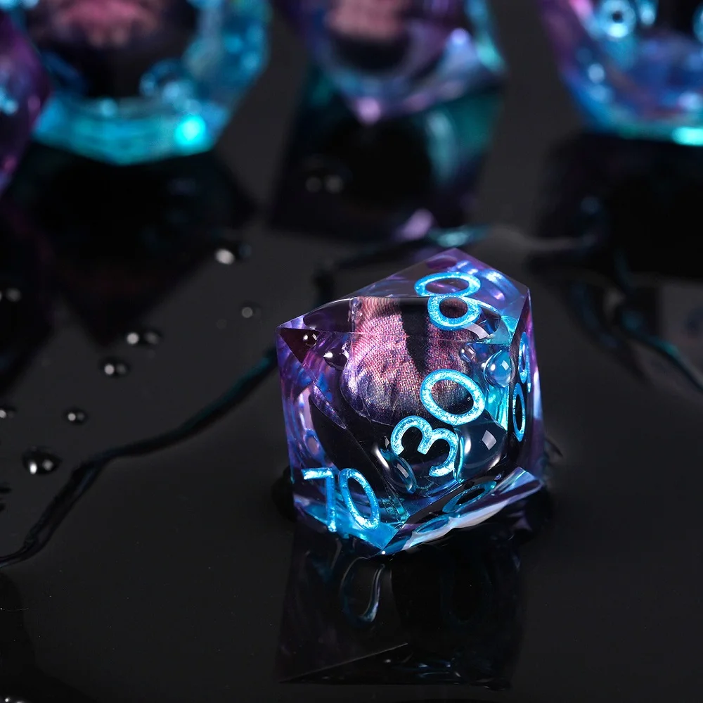 1-7pcs Dargon Eye DND Dice Set Cat Eye Purple Liquid Core Sharp Edge Handmade Polyhedral Resin Dice for Multi-Sided RPG D6~D20