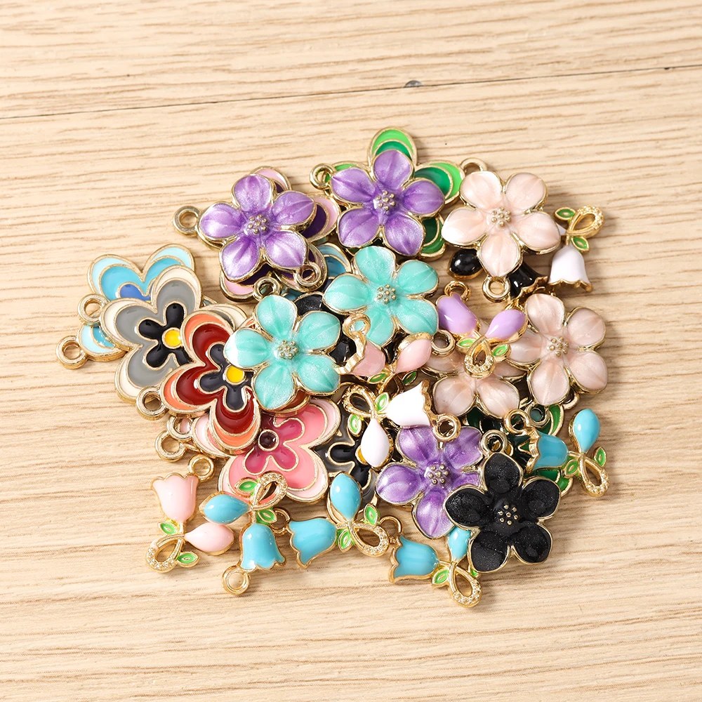 10 Stück niedliche, bunte Emaille-Blumenanhänger zum Basteln von Anhängern, Halsketten, Ohrringen, Armbändern, DIY-Bastelarbeiten und Schmuckzubehör – Detail 4
