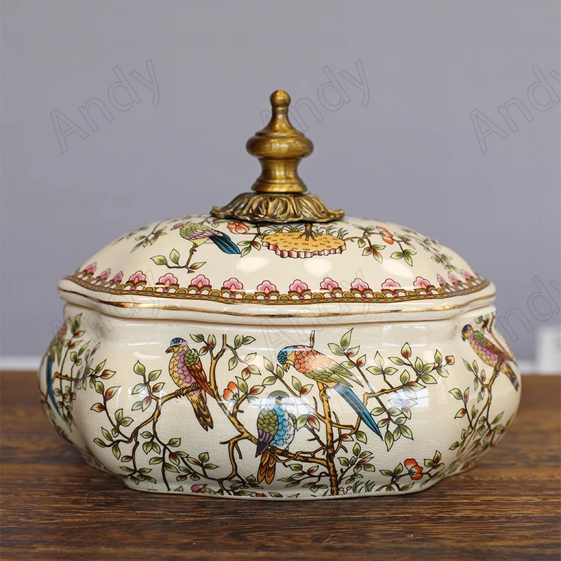 European Ceramic Storage Box Creative Hand Painted Bird Decor Bedroom Jewelry Organizer Living Room Desktop Candy Jar with Lid