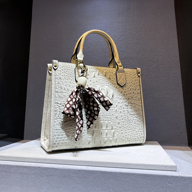 Bolso de mano de gran capacidad con estampado de cocodrilo de cuero auténtico para mujer, bandoleras para mujer, 2025