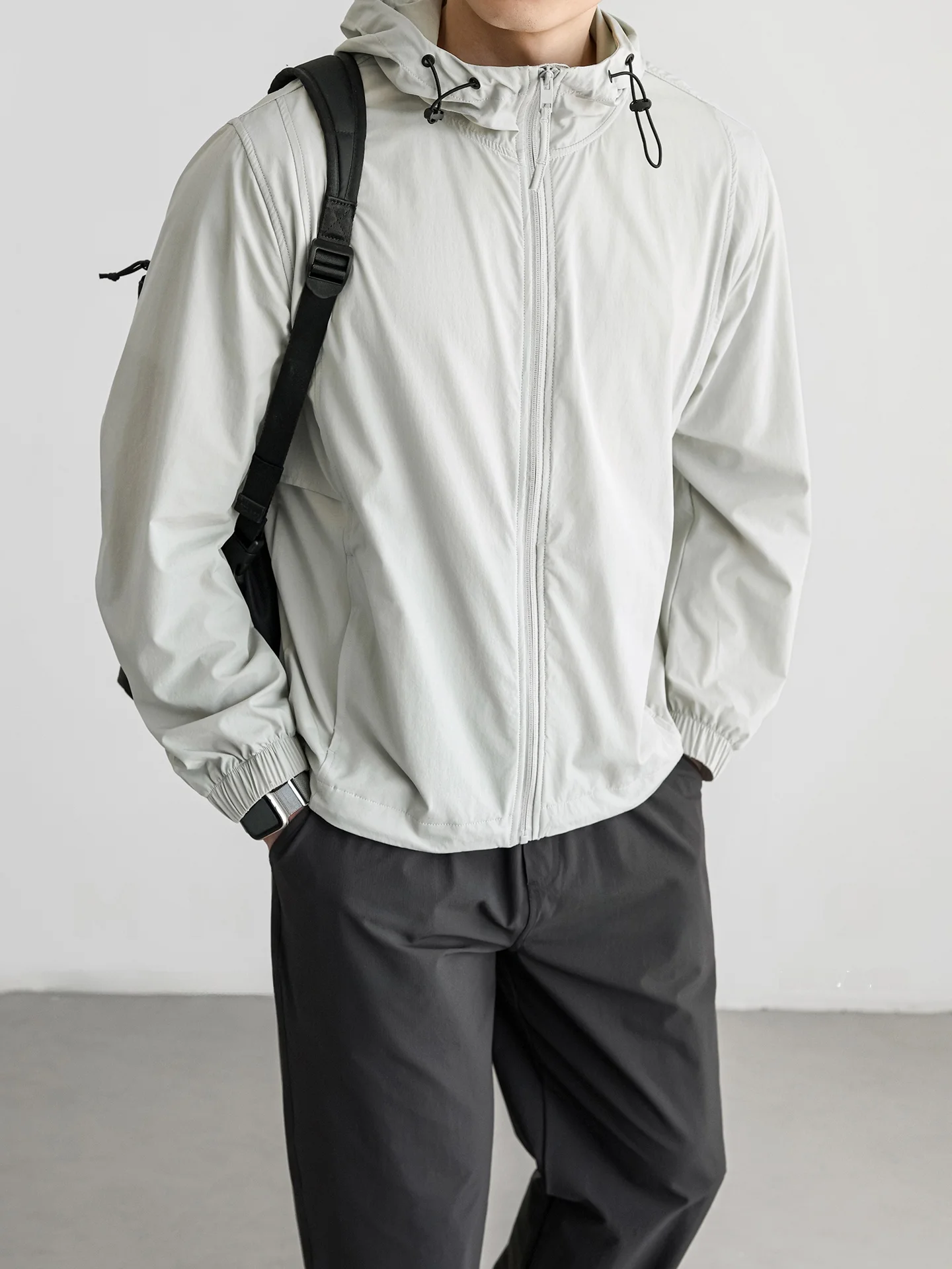 Outdoor Lightweight Quick Dry UPF50 Sun Protection Shirt Men's Casual Sports Jacket Breathable Mesh Fashionable Urban Style