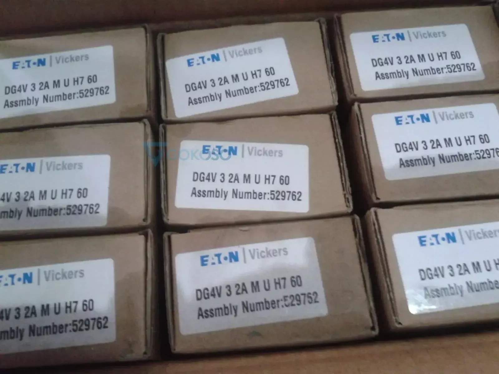 

DG4V-3-2A-M-U-H7-60 Directional Spool Valves Vickers 529762 DG4V3 2A MUH7 60vickers