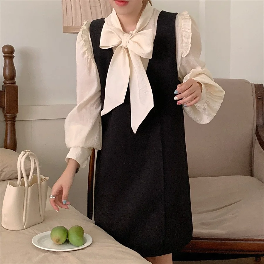 Korean Sle Pleated Large Bow Tie irt Top + Simple Versatile Elegance Overalls Women's Two-Piece Set Faionable Chic...