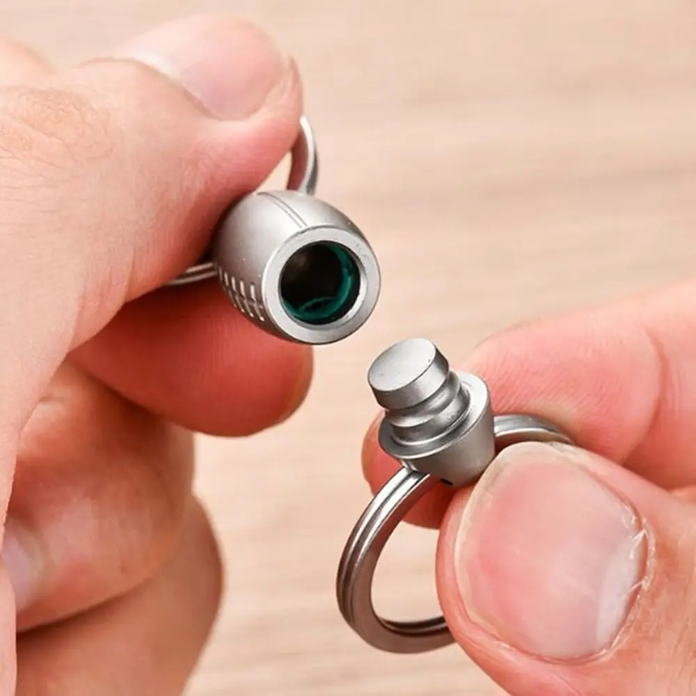 

Высококачественный портативный брелок из титанового сплава, сверхлегкий 360° ° Вращающийся латунный брелок для ключей EDC, небольшой инструмент для улицы