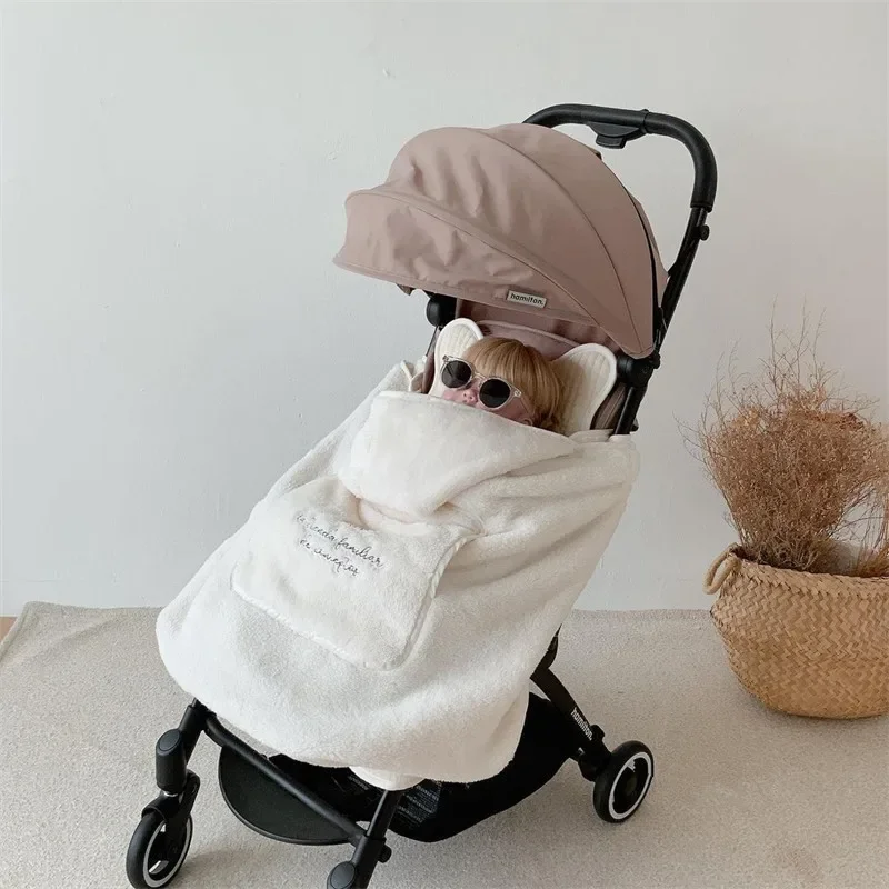 Embroidered Baby Stroller Cover Windproof Fleece Blanket Baby Bedding Warm Winter Comforter Infant Cloak Nap Outwear