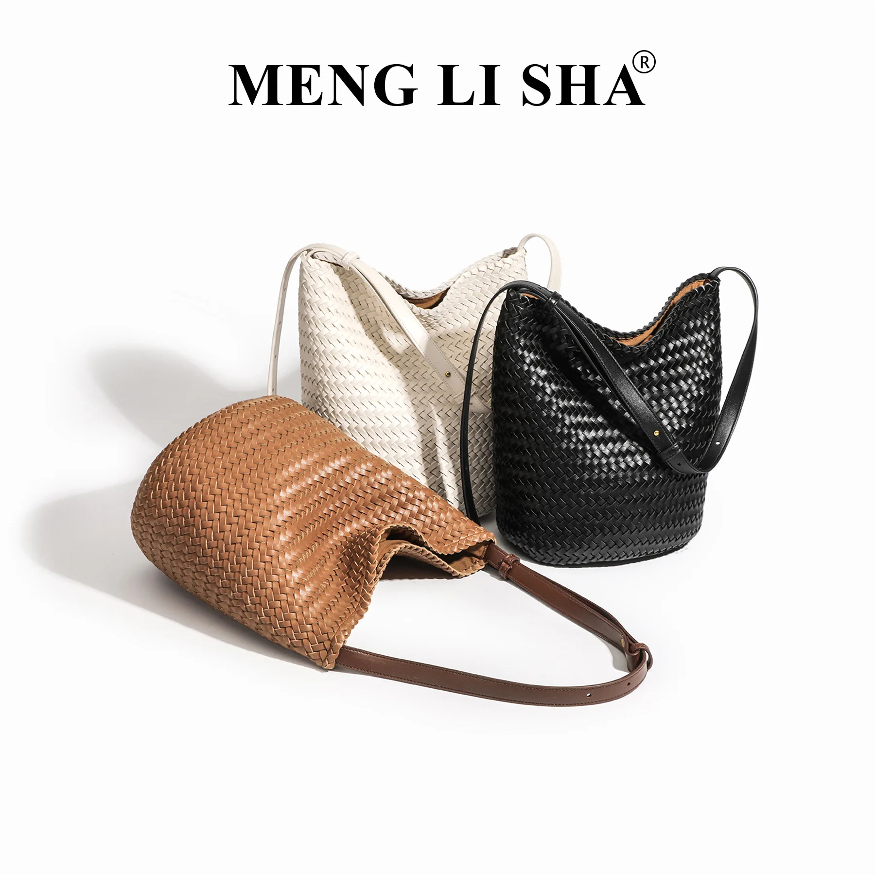 

2025 spring and summer new handwoven bag women's versatile portable bucket bag Korean large-capacity underarm shoulder bag