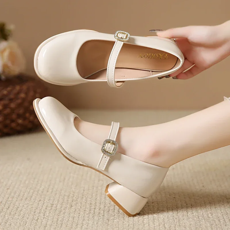 

Spring and Autumn Fashion Women's Shoes High Quality Solid Color Round Toe Shallow Mouth One-Word Buckle Ladies Mary Jane 42 43